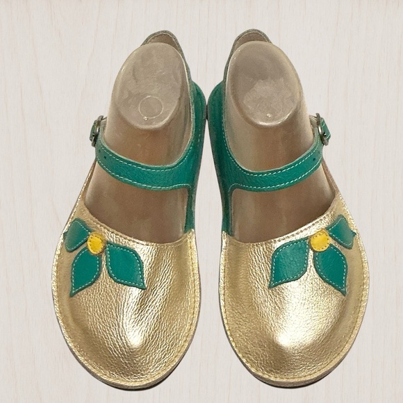 Softstar Merry Jane SIZE 6 WIDE Metallic Gold /Turquoise Leather Minimalist Shoe - Picture 3 of 12